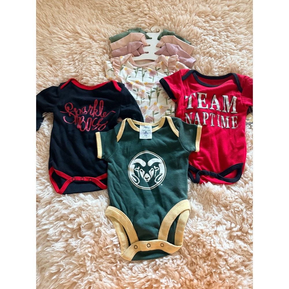 Lot of 7 One Piece Outfits, Girls Sz 0-3 Months